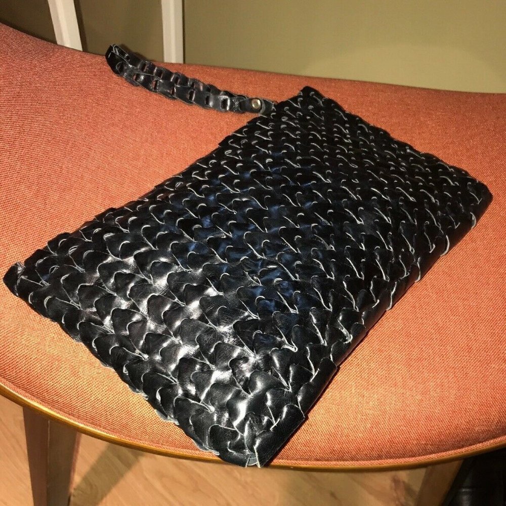 ​Vintage ​Black Leather Woven Wristlet Clutch Bag - Picture 3 of 8
